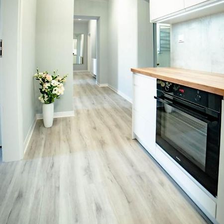 Lofty Apartamenty Namyslow I Buitenkant foto