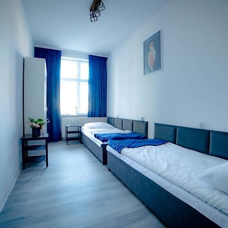 Lofty Apartamenty Namyslow I Buitenkant foto