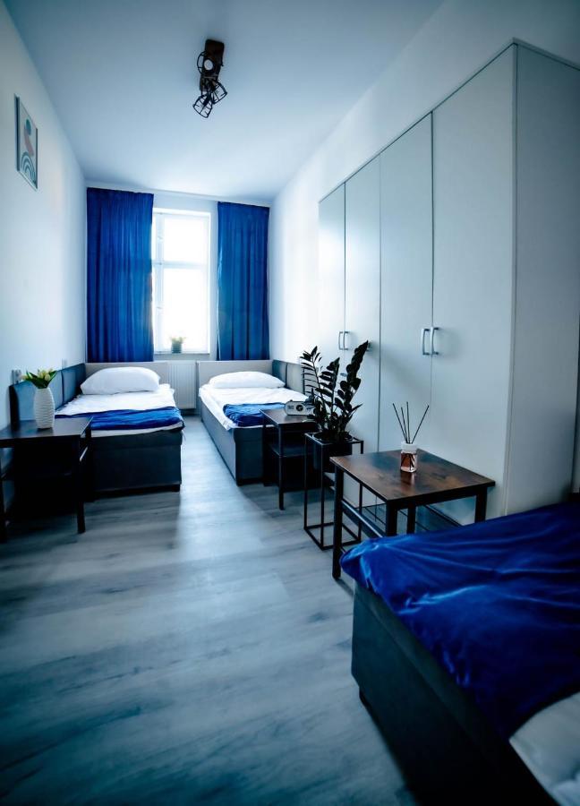 Lofty Apartamenty Namyslow I Buitenkant foto